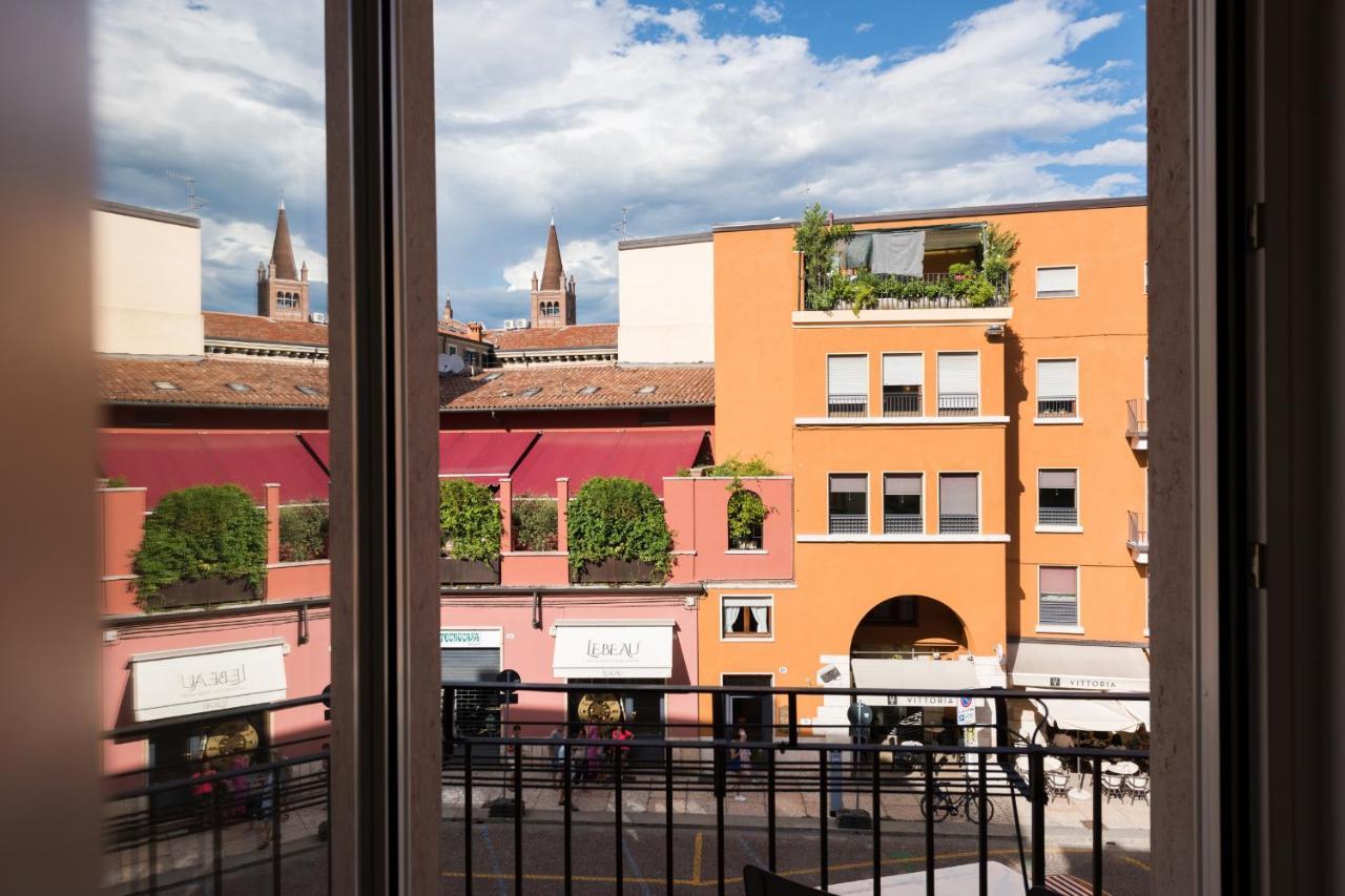 Flats4Rent Carla'S Apartments Verona Eksteriør billede