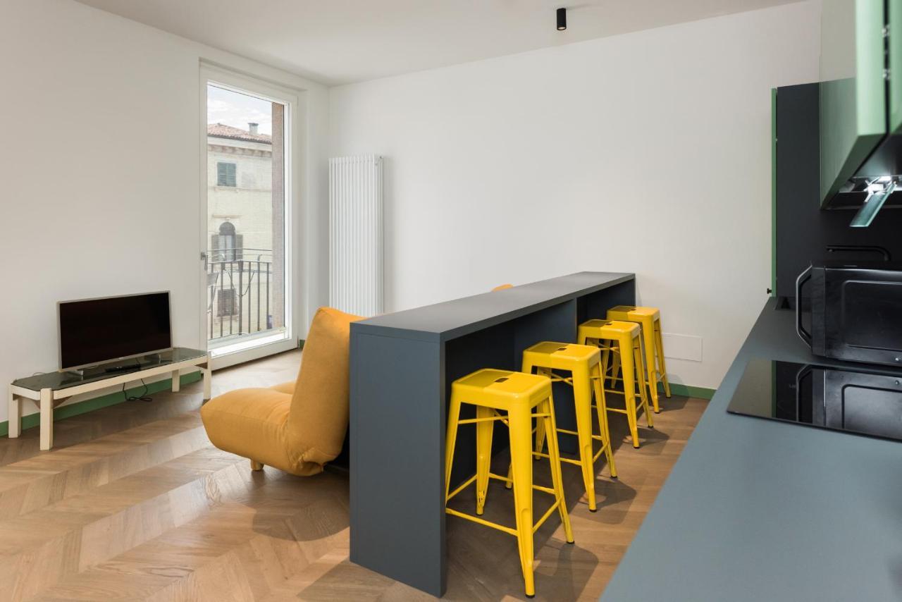 Flats4Rent Carla'S Apartments Verona Eksteriør billede