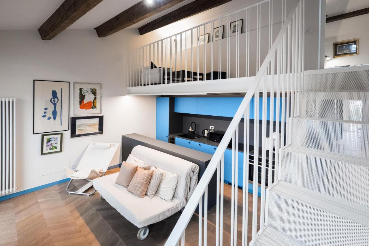 Flats4Rent Carla'S Apartments Verona Eksteriør billede