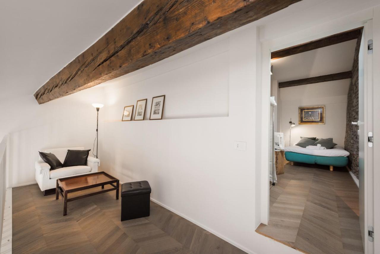 Flats4Rent Carla'S Apartments Verona Eksteriør billede